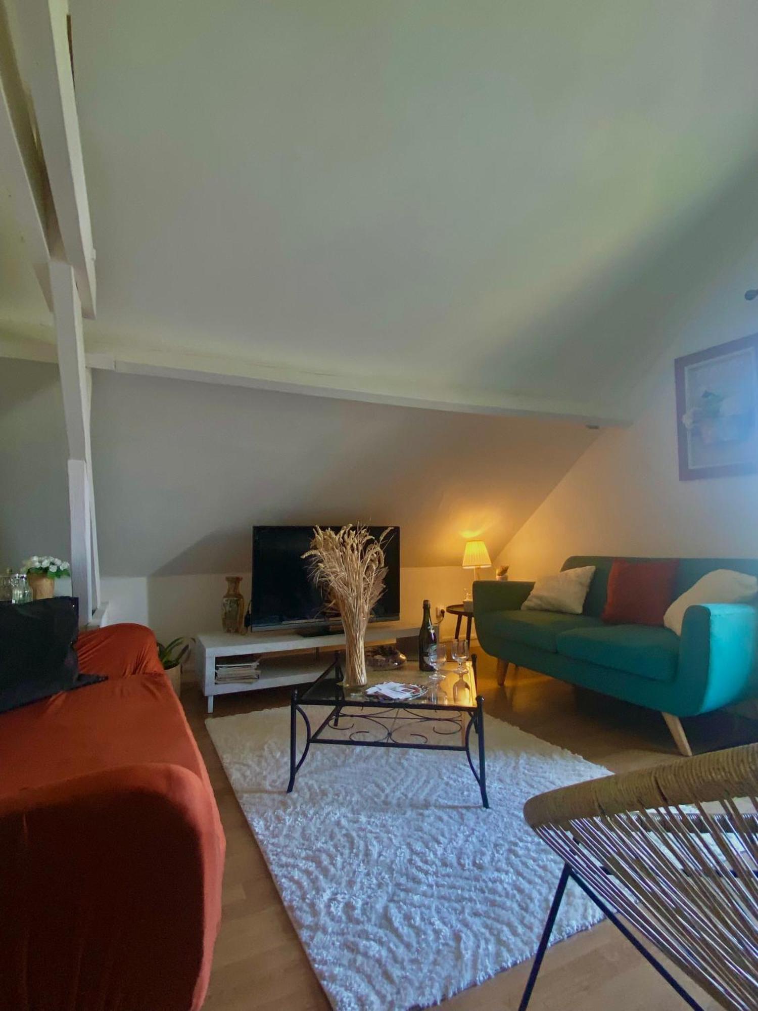 Une Ambiance Cosy Avec Jardin Privatif 纳桑德尔 外观 照片